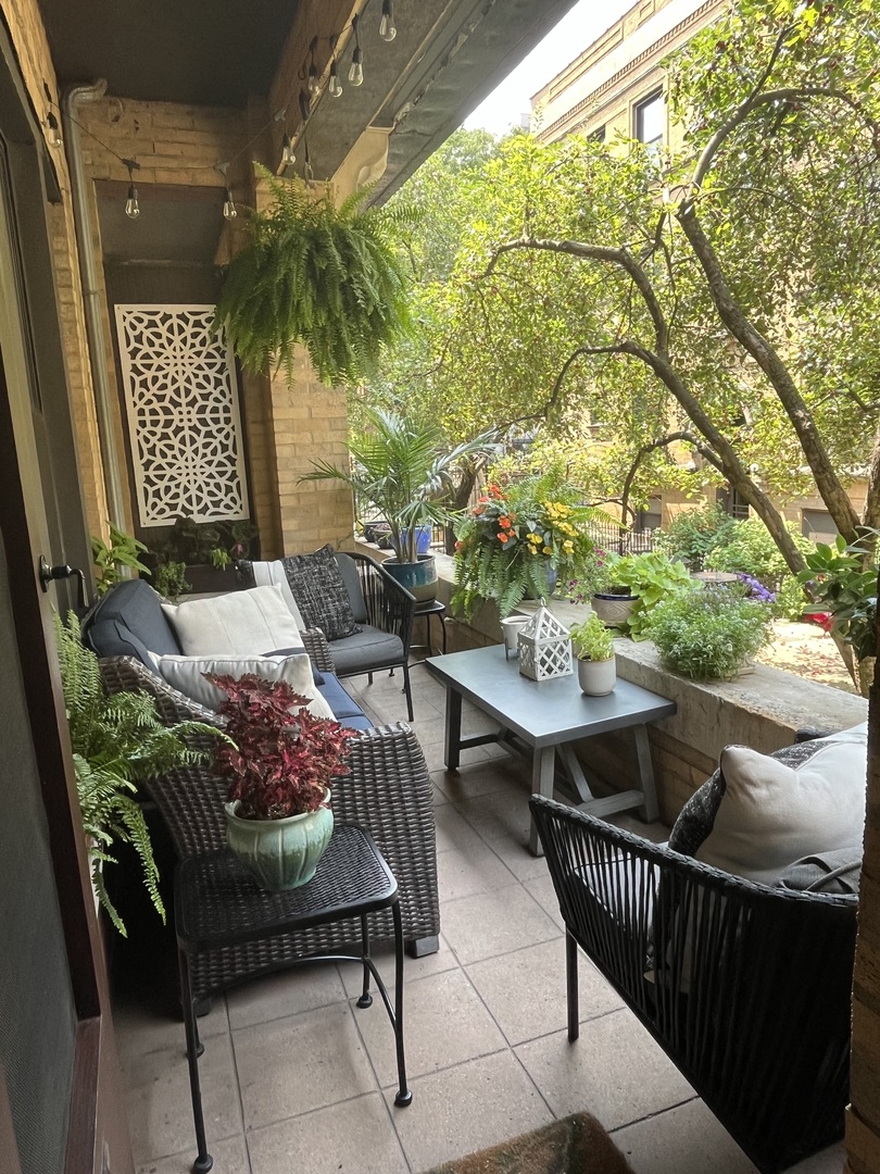 720 West Sheridan Road, Unit 1S Chicago, IL 60613 - Photo 12 of 17