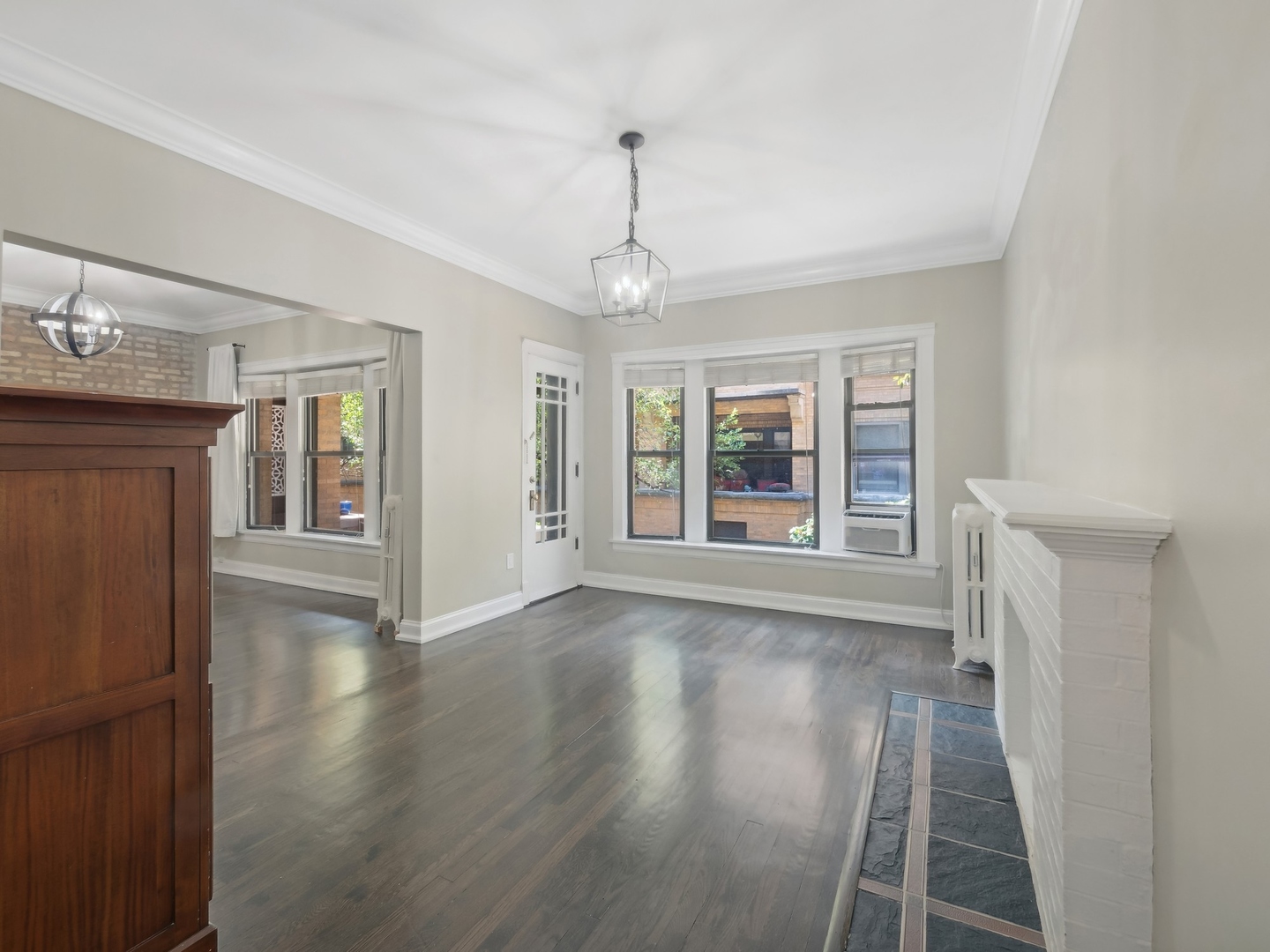 720 West Sheridan Road, Unit 1S Chicago, IL 60613 - Photo 4 of 17