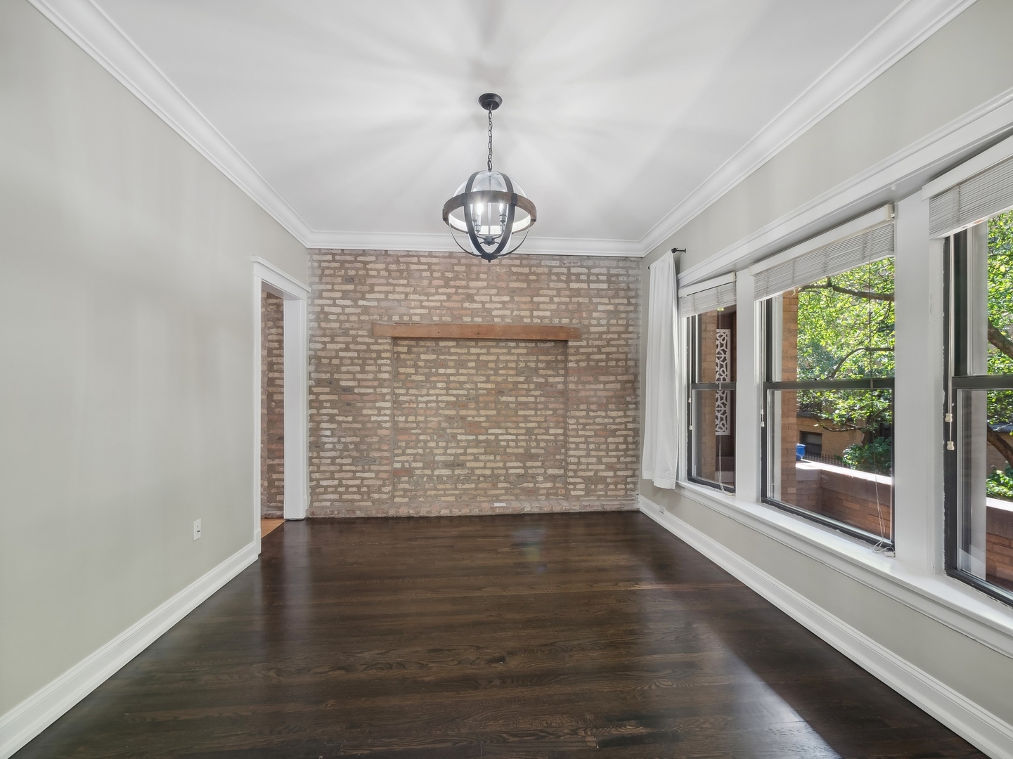720 West Sheridan Road, Unit 1S Chicago, IL 60613 - Photo 5 of 17