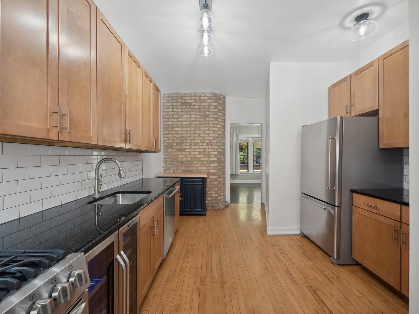 720 West Sheridan Road, Unit 1S Chicago, IL 60613 - Photo 8 of 17