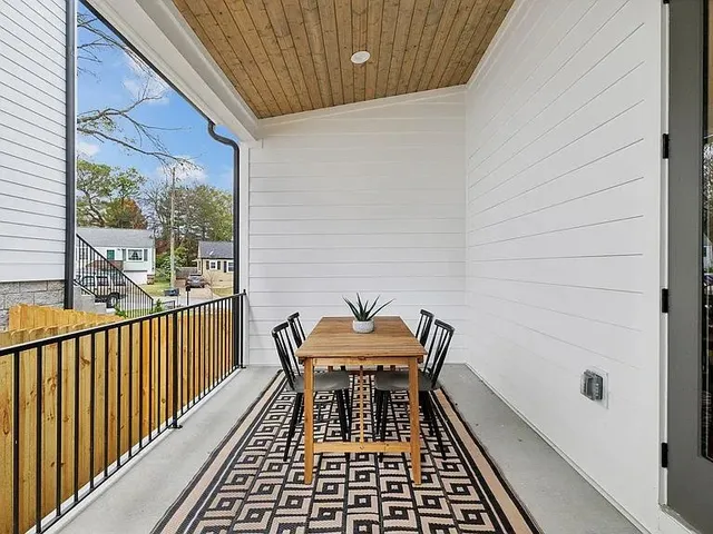 $899,990 | 5021 Cherrywood Drive, Nashville, TN 37211