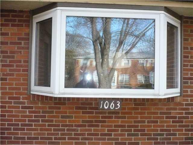 1063 Loring Road Columbus, OH 43224 - Photo 2 of 12 Gallery Image 2