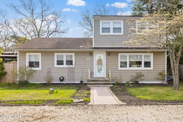 $525,000 | 49 Burlington Drive, Brick, NJ 08723
