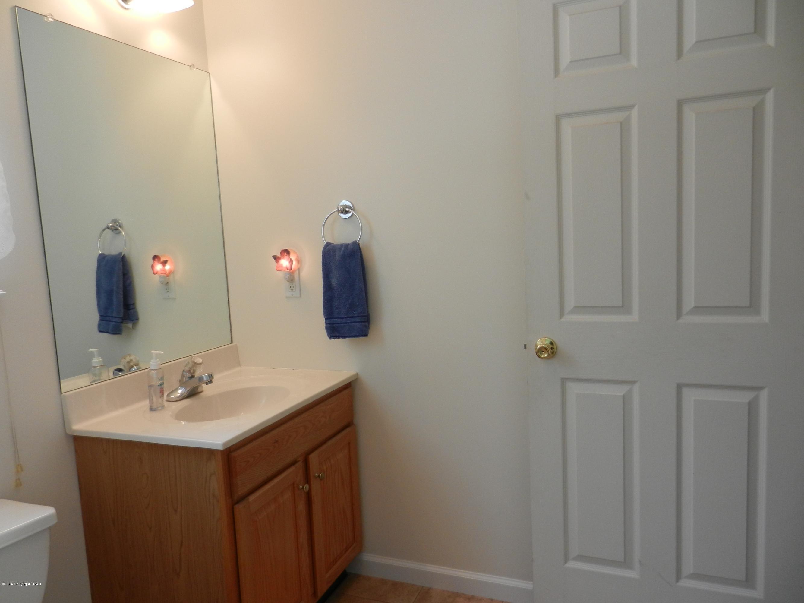 426 Rodeo Drive Kunkletown, PA 18058 - Photo 7 of 24 Down stairs powder room
