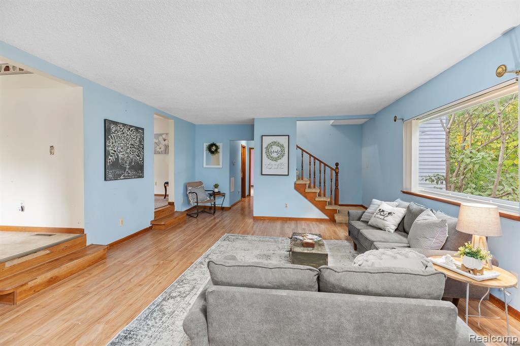 5550 Atlas Road Grand Blanc, MI 48439 - Photo 3 of 28