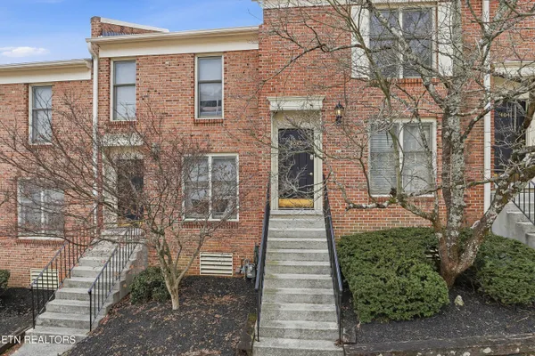 $325,000 | 4043 Heather Court Northwest, Knoxville, TN 37919