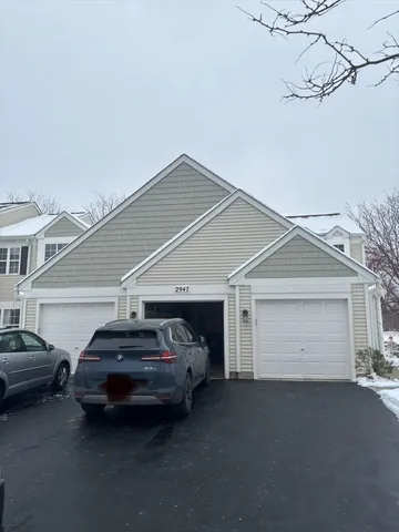 $2,100 | 2947 Rutland Circle, Unit 101, Naperville, IL 60564