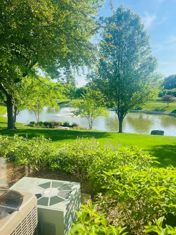 $2,100 | 2947 Rutland Circle, Unit 101, Naperville, IL 60564