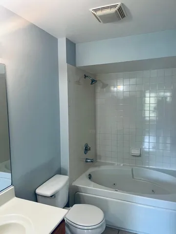 $2,100 | 2947 Rutland Circle, Unit 101, Naperville, IL 60564