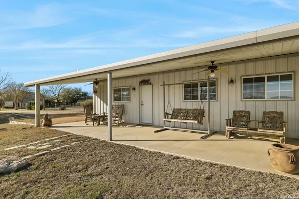 $2,298,900 | 521 Bluff Creek Road North, Center Point, TX 78010