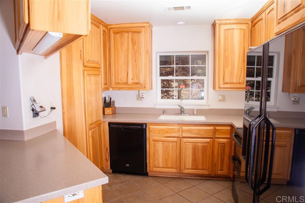 47747 Twin Pines Road Banning, CA 92220 - Photo 10 of 25 Gallery Image 10