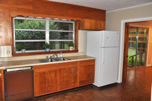 754 Hancock Road Fairhope, AL 36532 - Photo 14 of 32 Kitchen 1