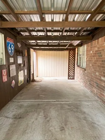 $480,000 | 155 County Road 133, Alvin, TX 77511