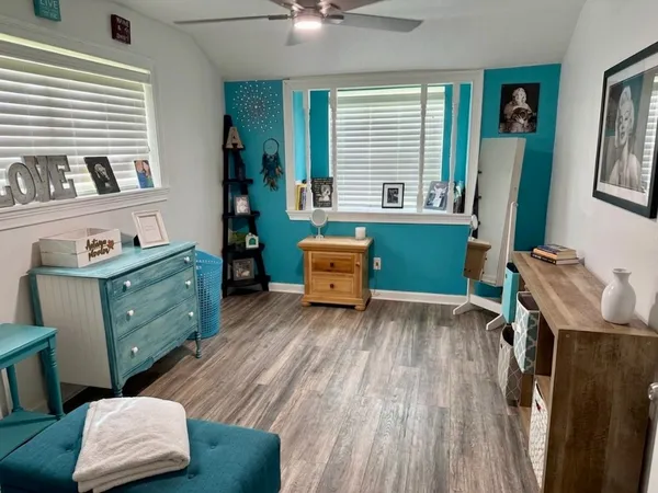 $480,000 | 155 County Road 133, Alvin, TX 77511
