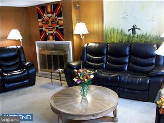 359 Keats Road Huntingdon Valley, PA 19006 - Photo 7 of 10 Gallery Image 7