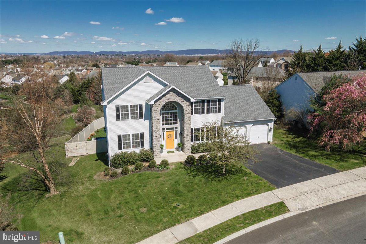 3307 Regency Drive Sinking Spring, PA 19608 - Photo 5 of 68