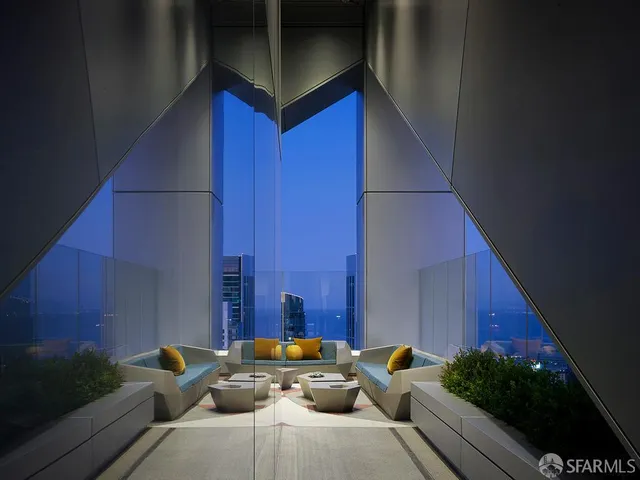 $2,595,000 | 181 Fremont Street, Unit 56C, San Francisco, CA 94105