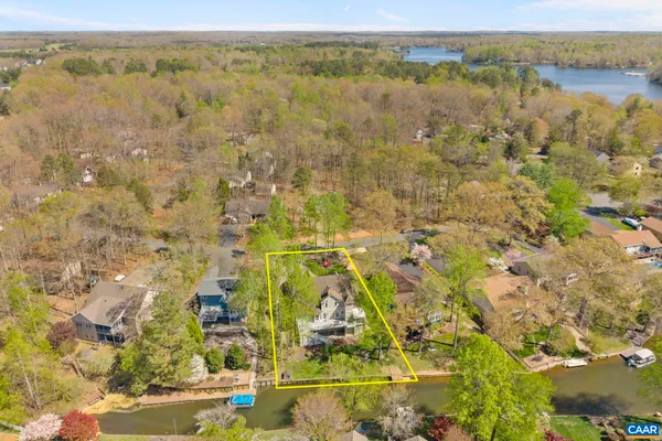 $1,050,000 | 7 Bolling Circle, Palmyra, VA 22963