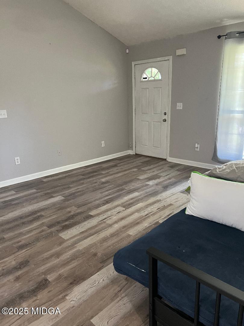 198 Apple Valley Road Macon, GA 31217 - Photo 2 of 12