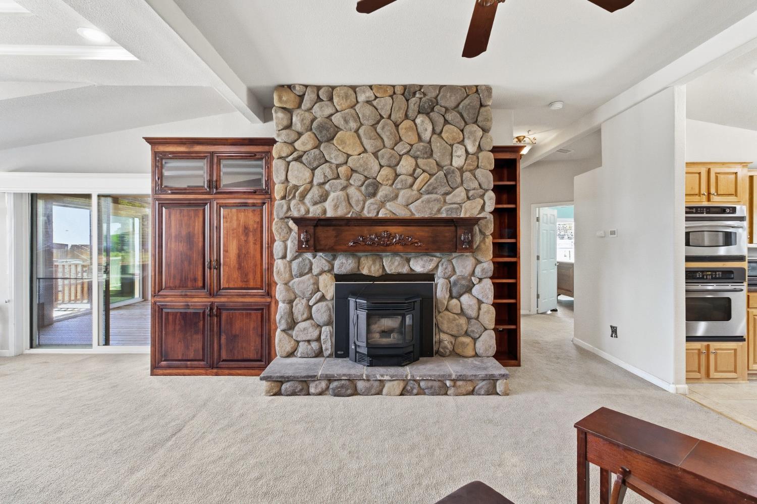 12390 Hobday Road Wilton, CA 95693 - Photo 13 of 92
