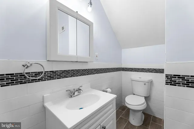 $230,000 | 317 Academy Street, Trenton, NJ 08618