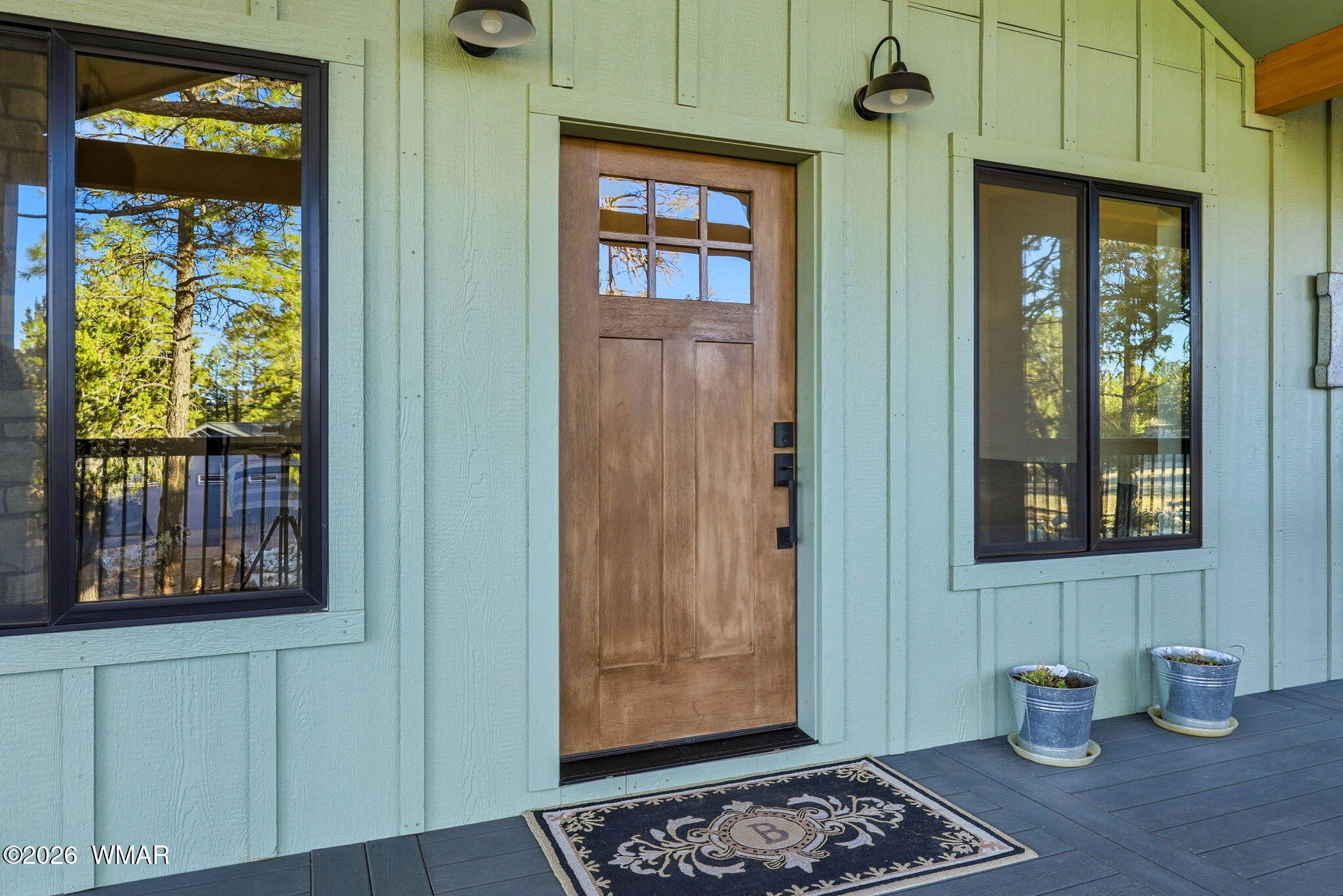 2225 Roundabout Way Overgaard, AZ 85933 - Photo 2 of 31 Gallery Image 2