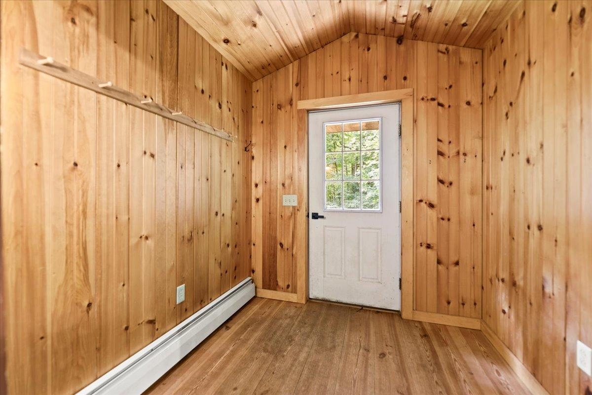 744 Dunlap Farm Road Sunderland, VT 05250 - Photo 3 of 39 Gallery Image 3