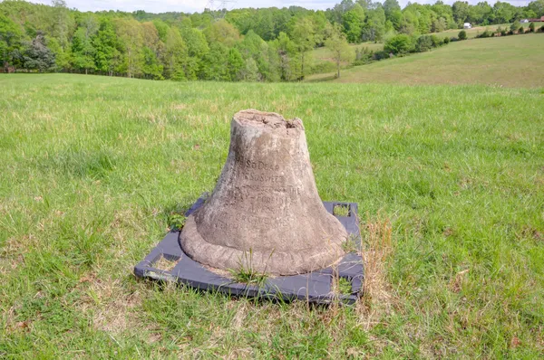 $650,000 | 3915 Oak Ridge Road, Palmyra, TN 37142