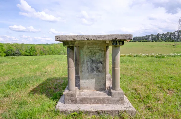 $650,000 | 3915 Oak Ridge Road, Palmyra, TN 37142