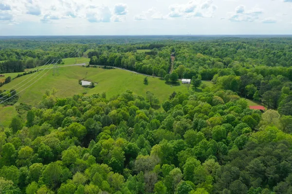 $650,000 | 3915 Oak Ridge Road, Palmyra, TN 37142