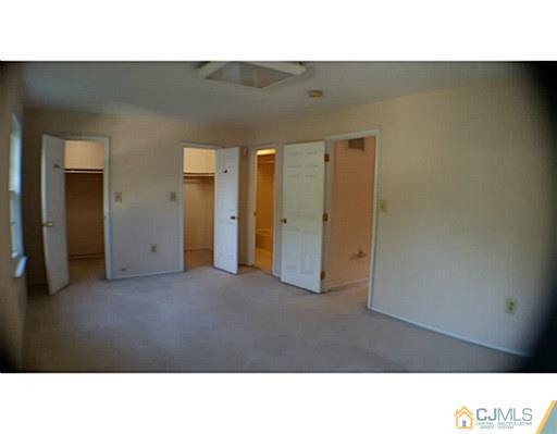 28 Sycamore Road Middlesex, NJ 08846 - Photo 7 of 15 Gallery Image 7