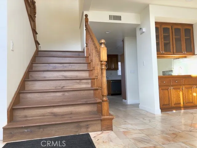 $4,800 | 11423 216th Street, Lakewood, CA 90715