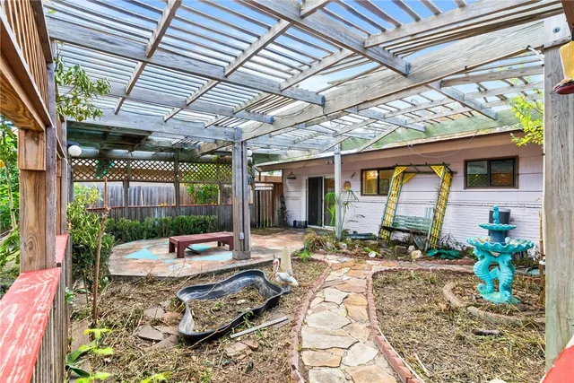 $325,000 | 518 Dolphin Place, Corpus Christi, TX 78411