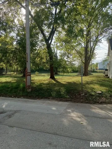 $5,000 | 213 South 2nd Street, Mount Vernon, IL 62864