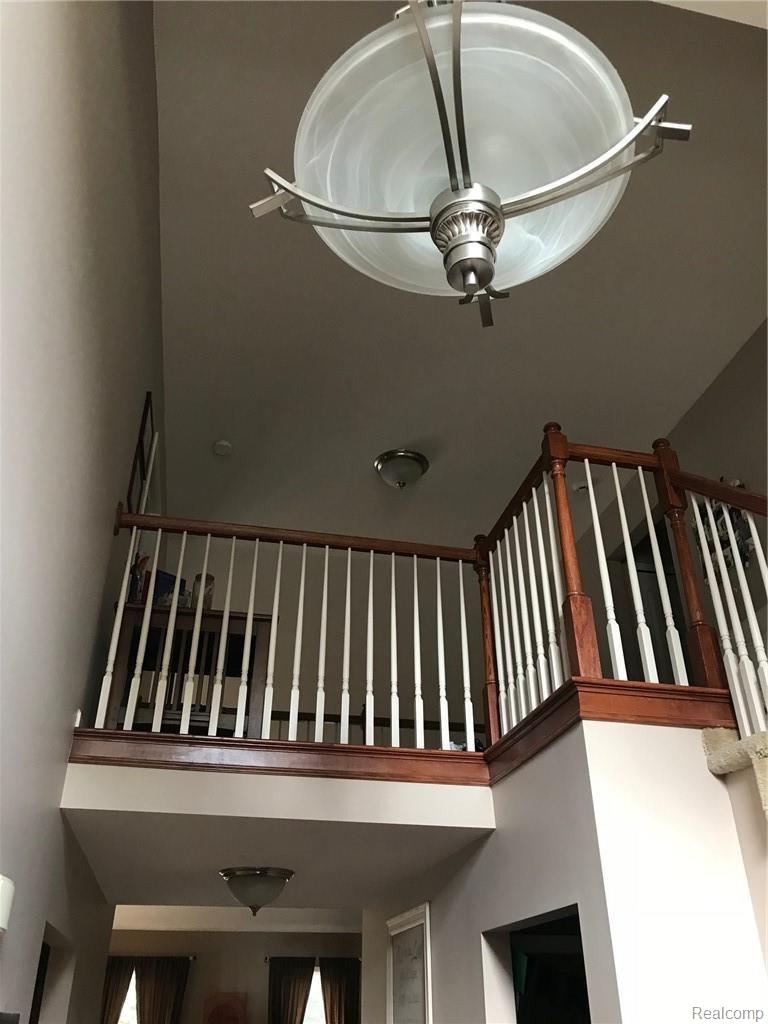 19787 Gill Road Livonia, MI 48152 - Photo 32 of 40 5image5.jpeg
