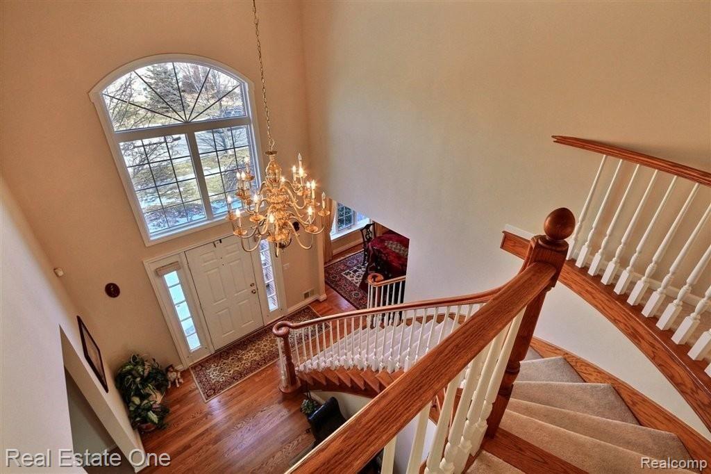 3621 Heron Ridge Drive Rochester, MI 48309 - Photo 4 of 25 6.jpg