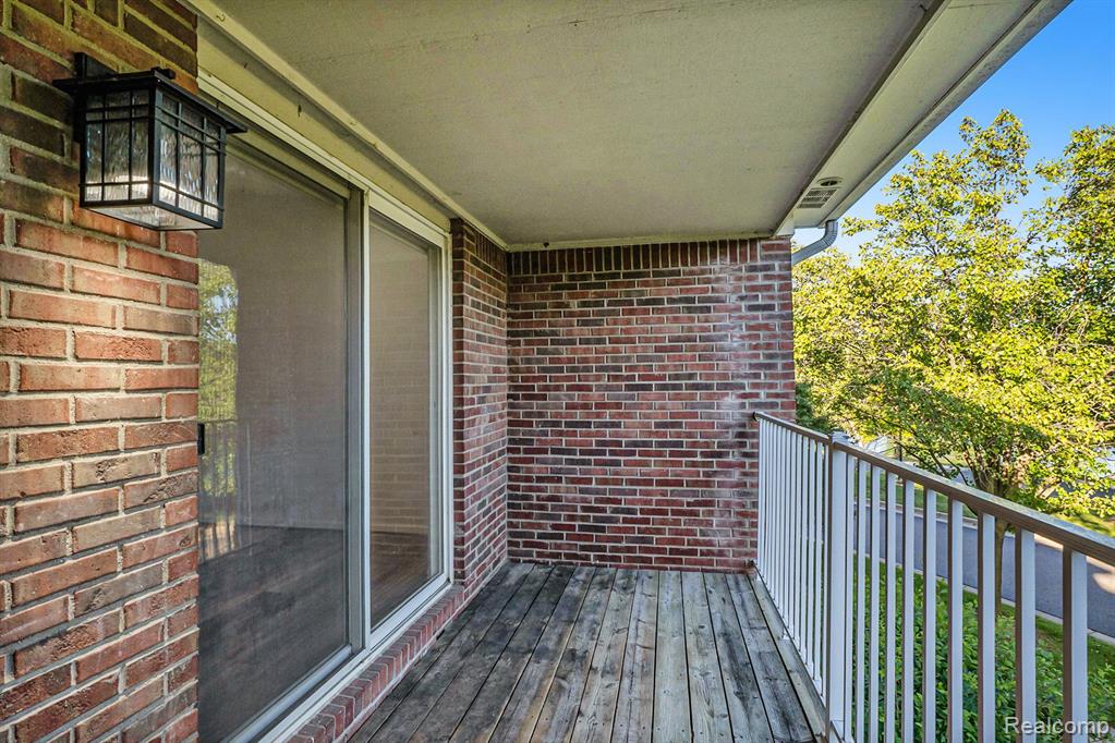 13439 Forest Ridge Boulevard Sterling Heights, MI 48313 - Photo 24 of 28