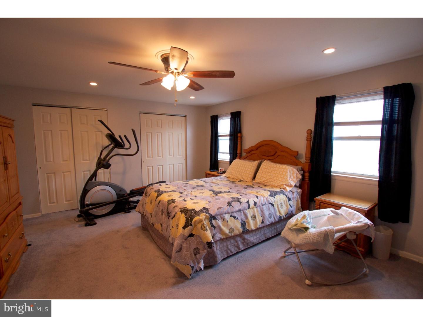 12333 Wyndom Road Philadelphia, PA 19154 - Photo 17 of 21