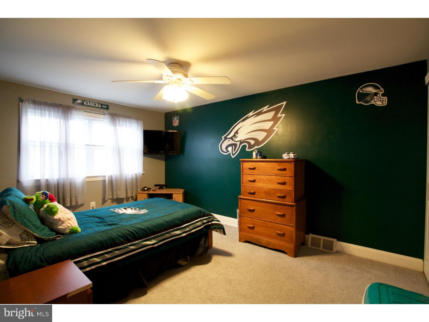 12333 Wyndom Road Philadelphia, PA 19154 - Photo 18 of 21