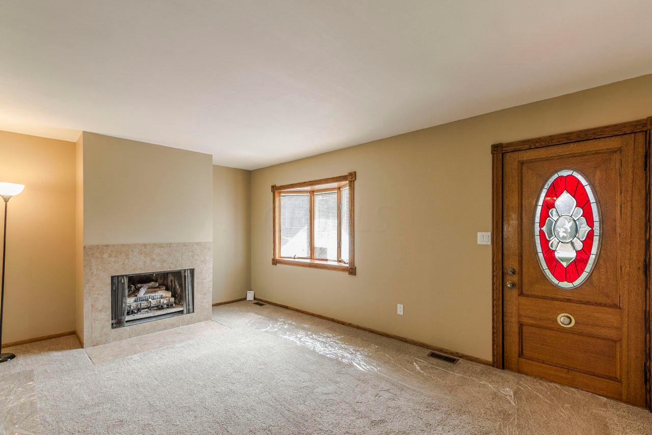 166 West Old Powell Road Powell, OH 43065 - Photo 4 of 39