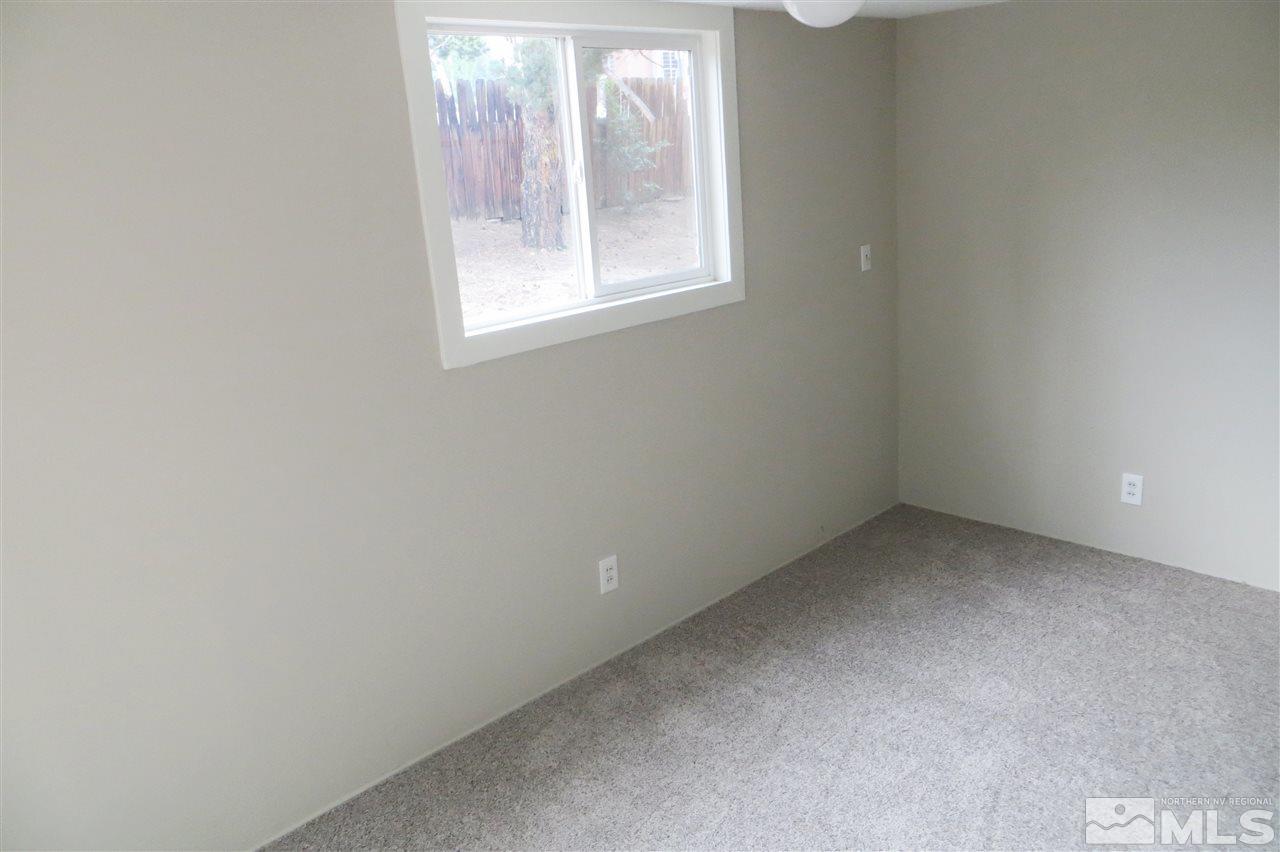 215 Bartlett Street Reno, NV 89512 - Photo 8 of 10 Photo 8