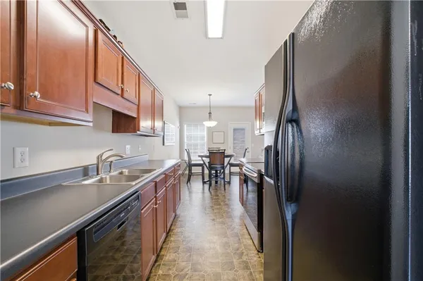 $275,000 | 25 Village Glen, Dallas, GA 30157