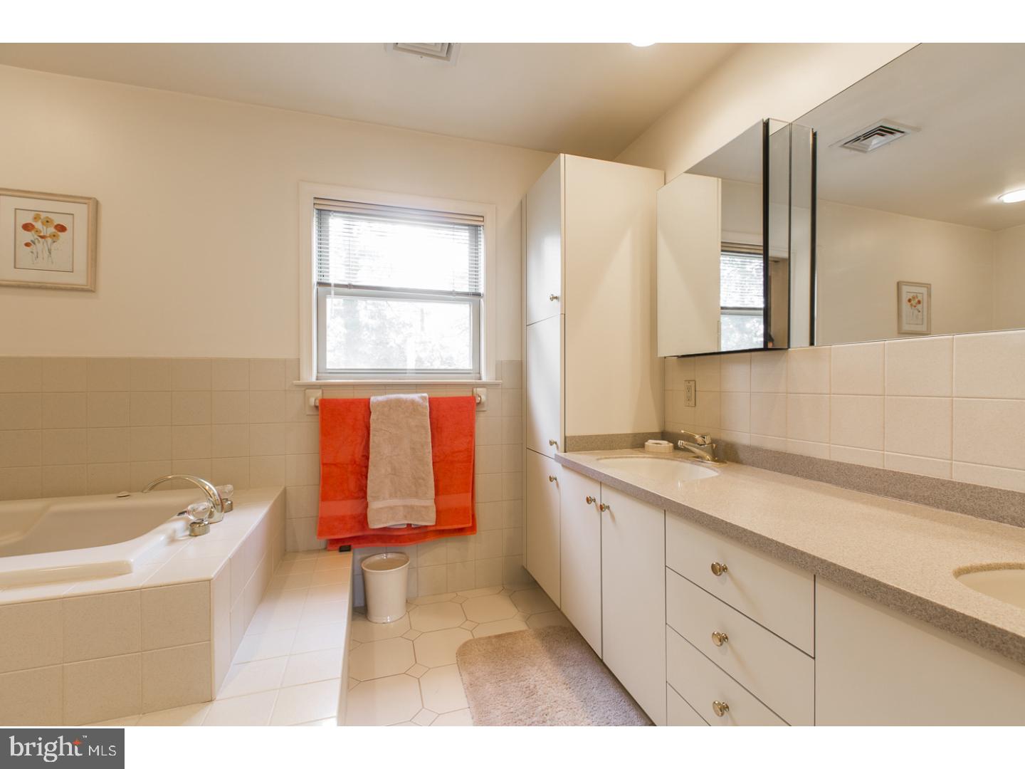 1621 Shoemaker Road Abington, PA 19001 - Photo 17 of 21 Gallery Image 17
