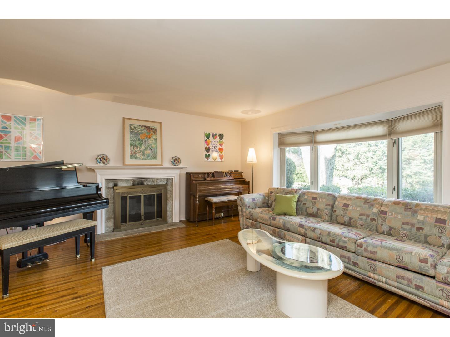 1621 Shoemaker Road Abington, PA 19001 - Photo 3 of 21 Gallery Image 3