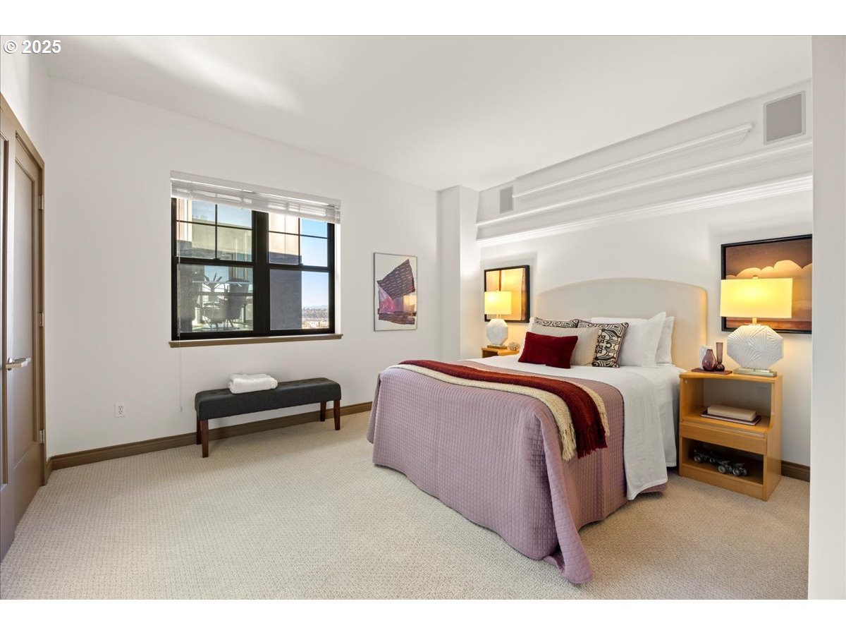 2436 Northwest Westover Road, Unit 400 Portland, OR 97210 - Photo 21 of 32 Gallery Image 21