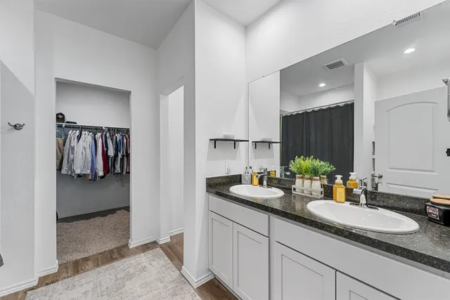 $2,200 | 24006 Sunview Valley Dr Spring, Spring, TX 77373