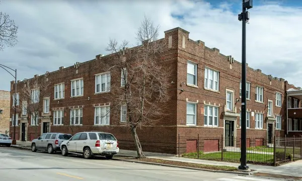 $975,000 | 7601-05 South Peoria Street, Chicago, IL 60620