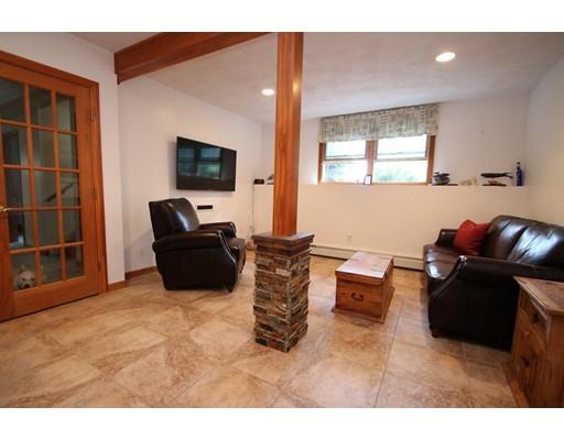 9 Bayview Road Saugus, MA 01906 - Photo 28 of 34 Gallery Image 28
