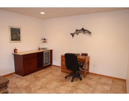 9 Bayview Road Saugus, MA 01906 - Photo 29 of 34 Gallery Image 29