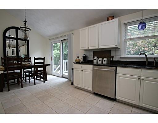 9 Bayview Road Saugus, MA 01906 - Photo 4 of 34 Gallery Image 4